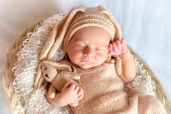 Guide pour bien choisir la taille des vêtements pour bébé